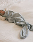 Knot Wearable Blanket, Knot Hat & Mitten Set
