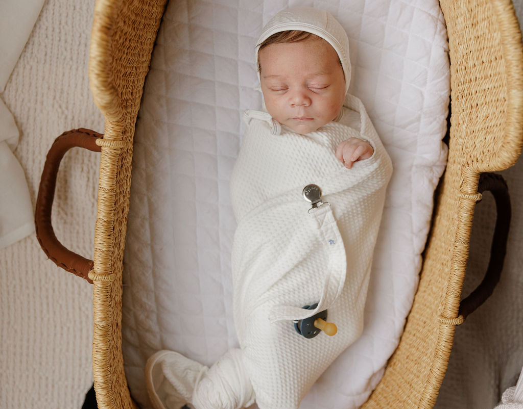 Cotton - Embroidered Heart and Star Collection - Bonnet