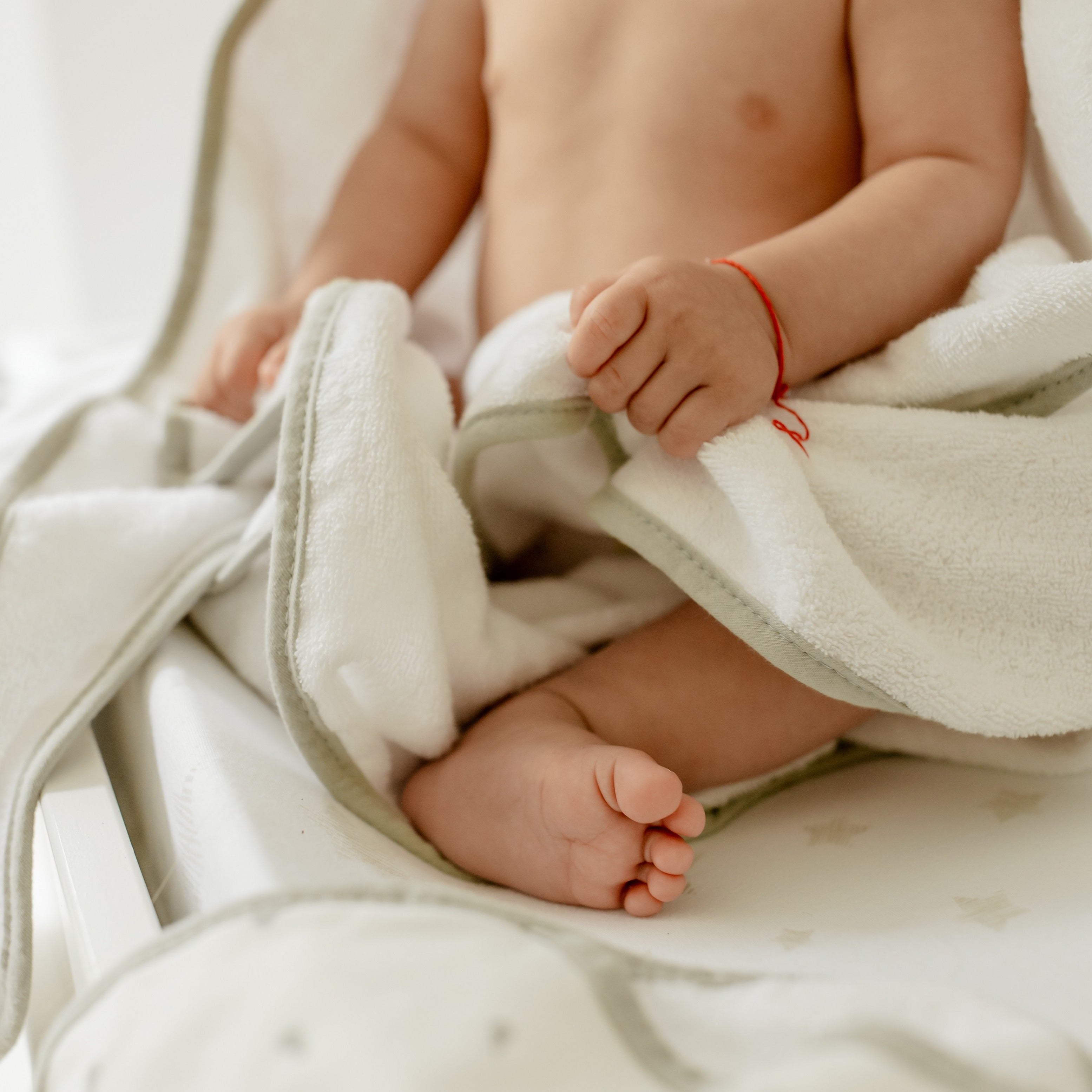 Sage Pears Hooded Towel &amp; Washcloth