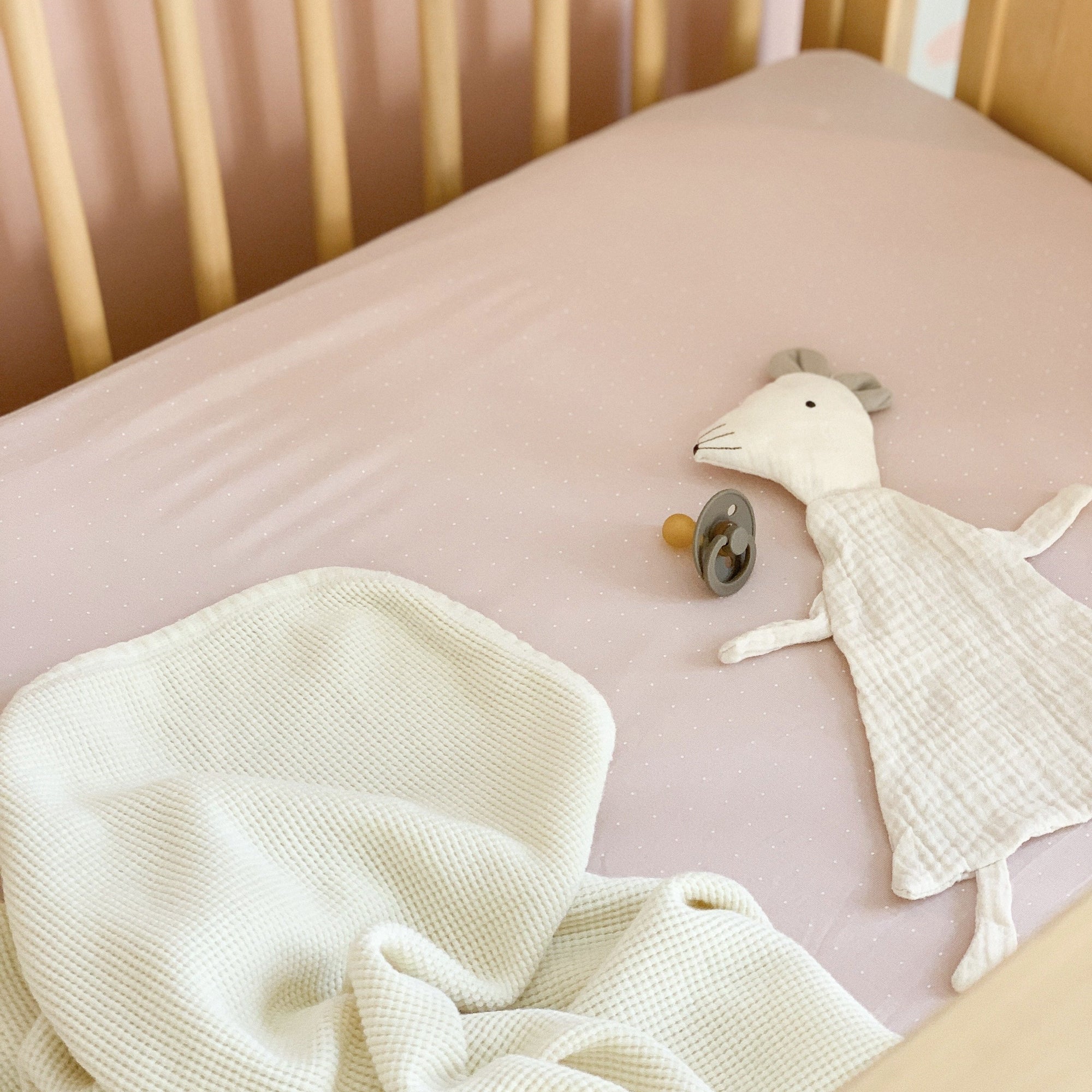 Breathable Crib Sheet Set