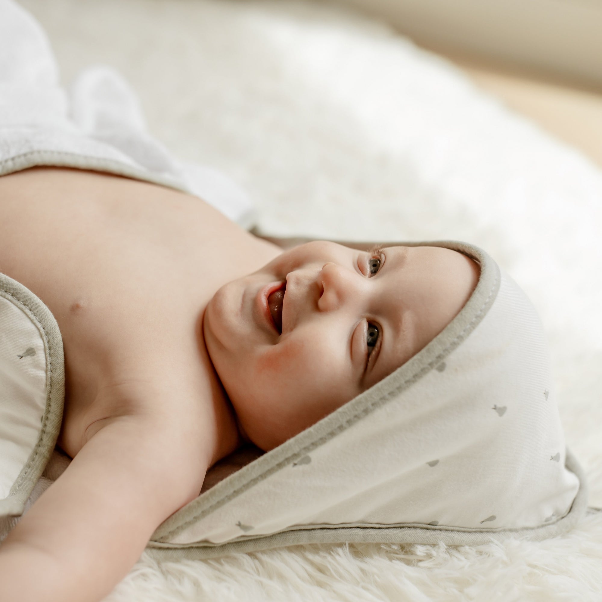 Sage Pears Hooded Towel &amp; Washcloth