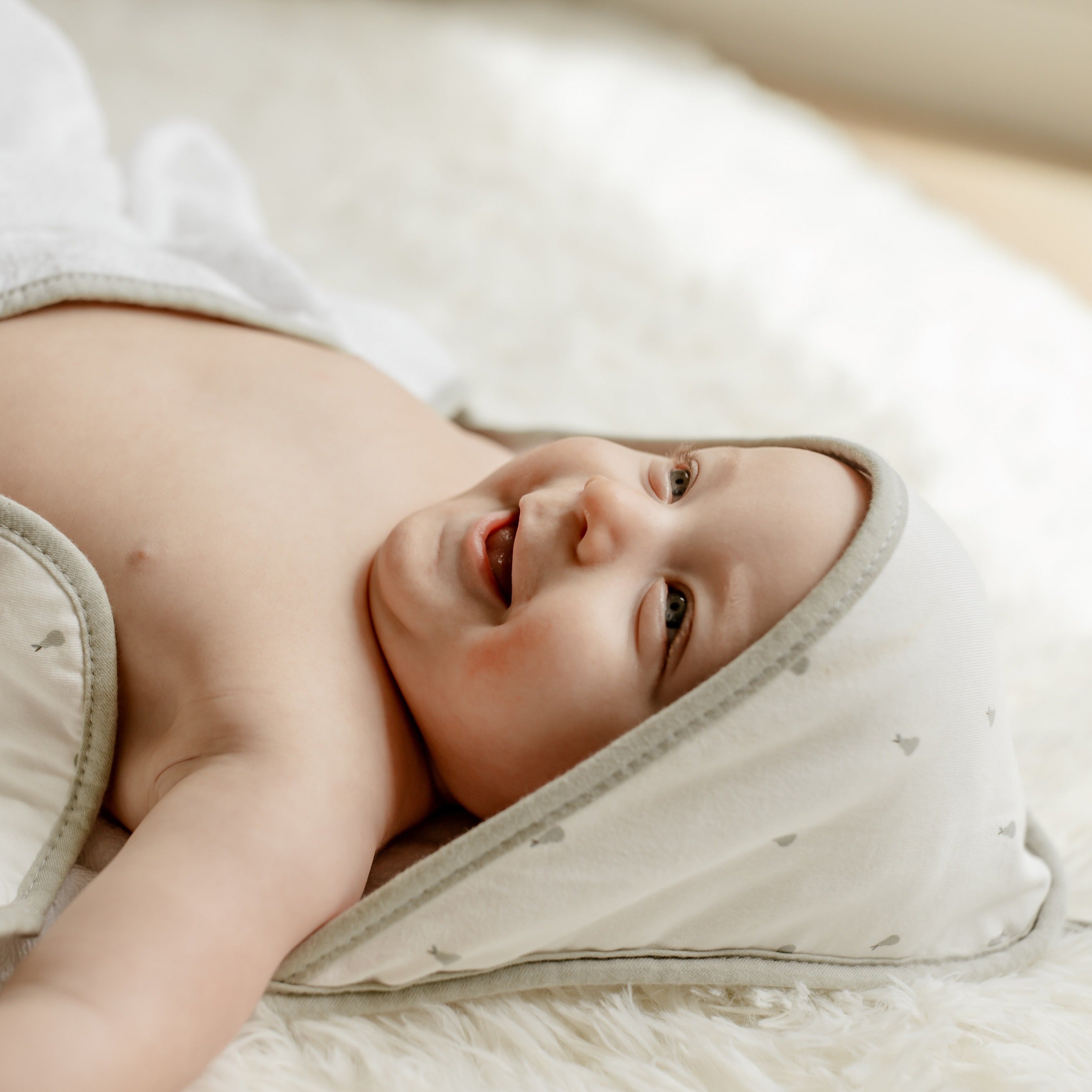 Sage Pears Hooded Towel &amp; Washcloth